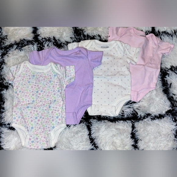 Kirkland Infant Girl Set of 4 Onesies New only washed never worn. - Picture 2 of 8